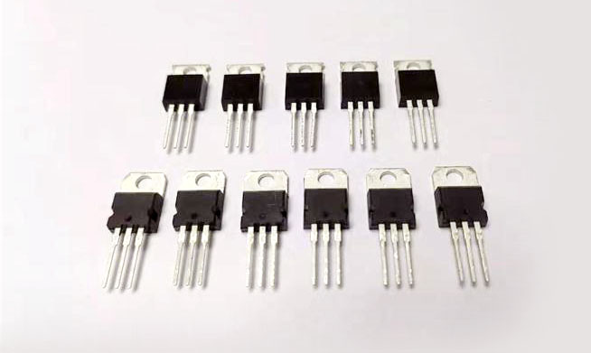 三極管、三端穩(wěn)壓管、場效應(yīng)管別傻傻分不清了